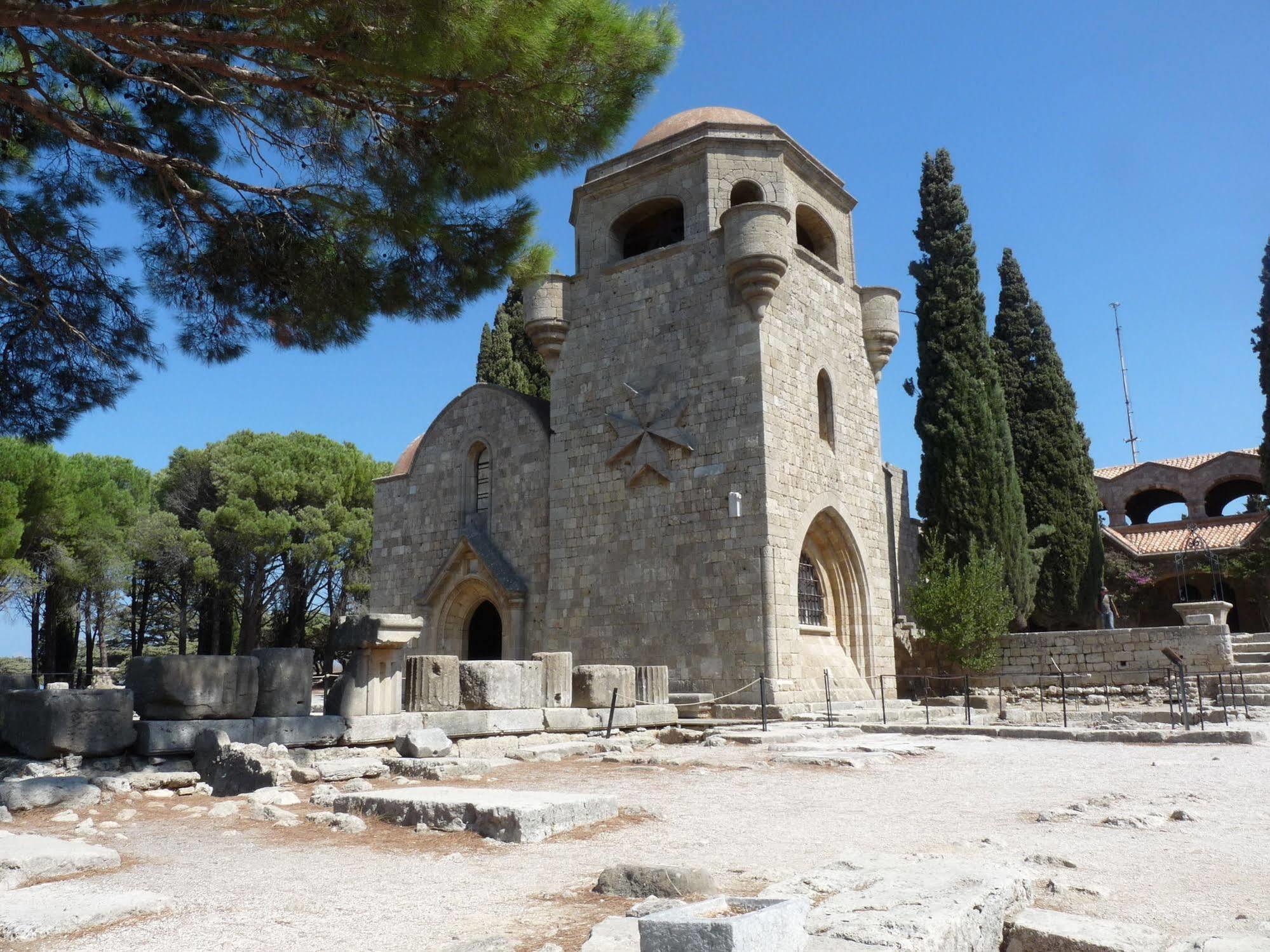 βίβιαν στούντιος